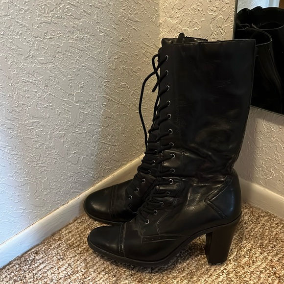 Naturalizer Shoes - Black leather boots